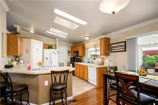 802 Roadrunner Way, Perris, CA 92570 - Photo 8