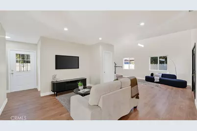 7601 Wilcox Avenue, Cudahy, CA 90201 - Photo 6