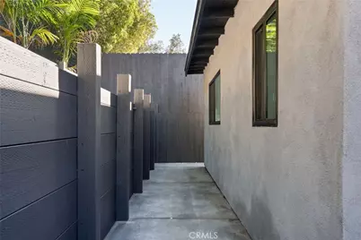 4868 La Roda, Los Angeles, CA 90041 - Photo 22