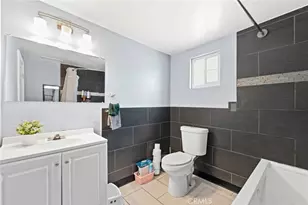 2412 W Raymond, Compton, CA 90220 - Photo 20