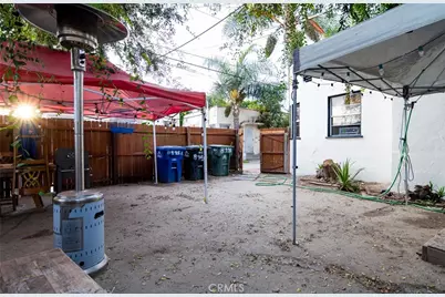 8995 Victoria, South Gate, CA 90280 - Photo 14