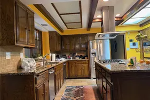 8560 Cherokee Dr, Downey, CA 90241 - Photo 10