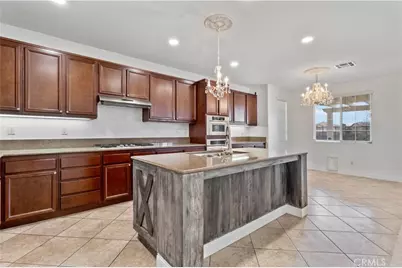 53051 Imperial, Lake Elsinore, CA 92532 - Photo 8