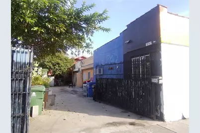8310 S Broadway, Los Angeles, CA 90003 - Photo 2