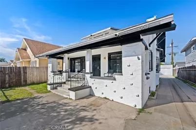 651 W Gage, Los Angeles, CA 90044 - Photo 2