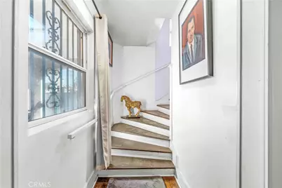 512 W 41st Place, Los Angeles, CA 90037 - Photo 20