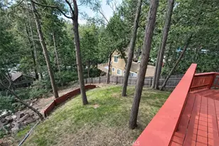 23622 Scenic Dr, Crestline, CA 92325 - Photo 14