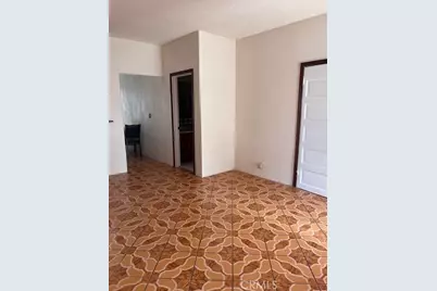 317 E 42nd Pl, Los Angeles, CA 90011 - Photo 10