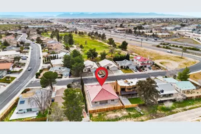 15688 Kingswood, Victorville, CA 92392 - Photo 8