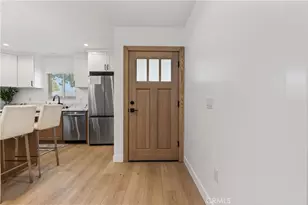 10443 E Zamora Ave, Los Angeles, CA 90002 - Photo 8