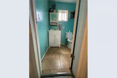 1648 E 110th, Los Angeles, CA 90059 - Photo 8