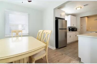 1241 W 89th St, Los Angeles, CA 90044 - Photo 8