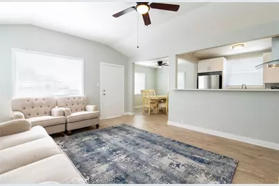 1241 W 89th St, Los Angeles, CA 90044 - Photo 6