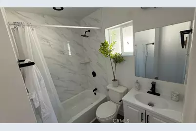 9412 Wilmington Avenue, Los Angeles, CA 90002 - Photo 10