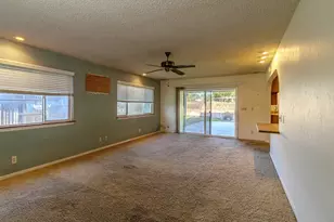 8815 San Vicente, Riverside, CA 92503 - Photo 16