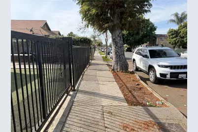 1462 E 57th, Los Angeles, CA 90011 - Photo 8