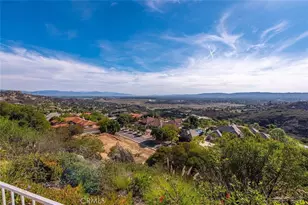 24303 Woolsey Canyon Rd, Canoga Park, CA 91304 - Photo 2