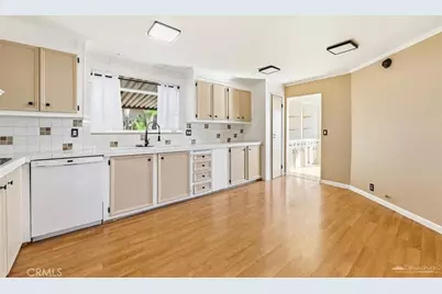 24303 Woolsey Canyon Road #15, Canoga Park, CA 91304 - Photo 4