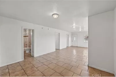16516 E Street, Victorville, CA 92395 - Photo 8