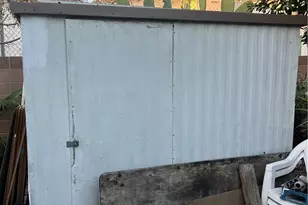 16511 S Garfield Ave, Paramount, CA 90723 - Photo 20