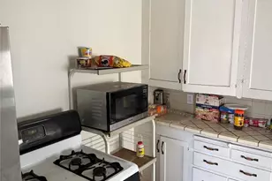 1440 W 91st Pl, Los Angeles, CA 90047 - Photo 10