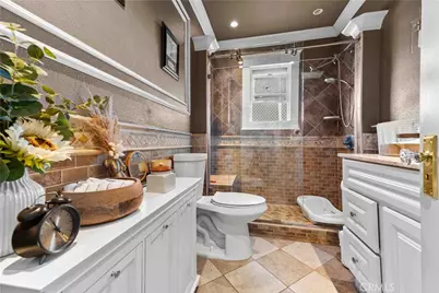 226 E 53rd Street, Long Beach, CA 90805 - Photo 14