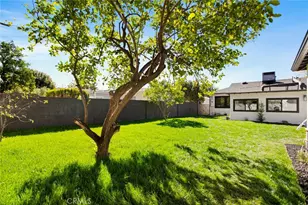 7358 Paso Robles Ave, Lake Balboa, CA 91406 - Photo 26
