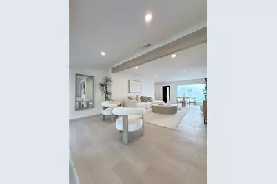 7358 Paso Robles Ave, Lake Balboa, CA 91406 - Photo 4