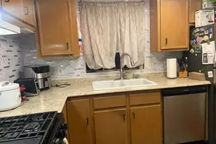 8600 Contreras Street, Paramount, CA 90723 - Photo 10