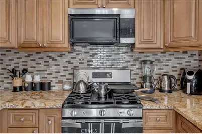 21931 Violeta Avenue, Hawaiian Gardens, CA 90716 - Photo 14