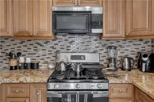 21931 Violeta Ave, Hawaiian Gardens, CA 90716 - Photo 14