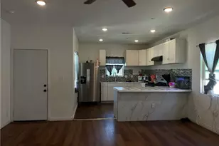 1012 Feliz, Bakersfield, CA 93307 - Photo 8