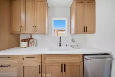 806 W 219th Street, Torrance, CA 90502 - Photo 12