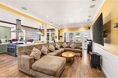 10901 Chestnut Street, Los Alamitos, CA 90720 - Photo 6