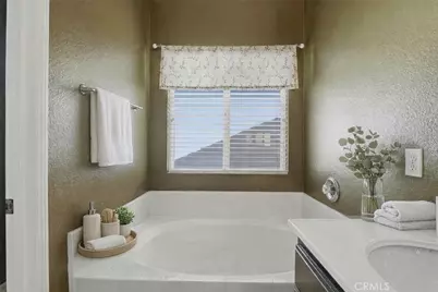 2977 Watermount, Riverside, CA 92501 - Photo 18