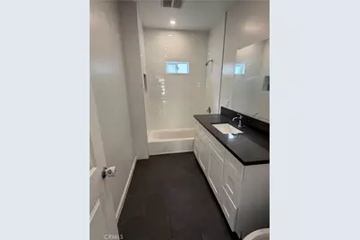 6915 Bonsallo, Los Angeles, CA 90044 - Photo 14