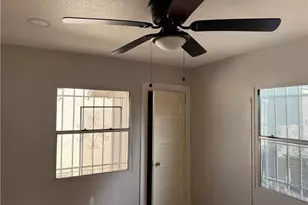 138 E 60th St, Los Angeles, CA 90003 - Photo 28