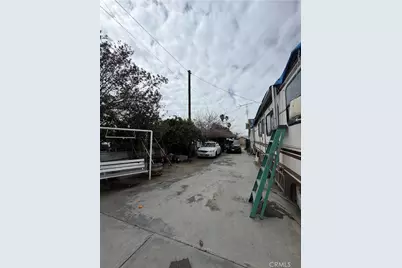 7075 Elmwood, San Bernardino, CA 92404 - Photo 4