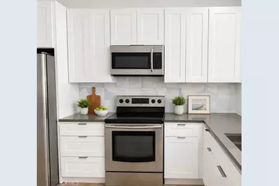 20191 Cape Coral Ln Unit #116, Huntington Beach, CA 92646 - Photo 4