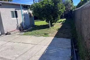 9710 San Miguel, South Gate, CA 90280 - Photo 14