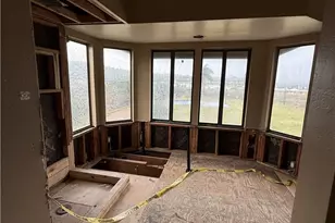 24250 Via Lenardo, Yorba Linda, CA 92887 - Photo 18