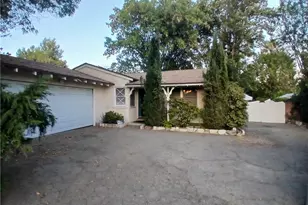 7650 Wilbur Ave, Reseda, CA 91335 - Photo 32