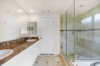 710 11th Street, Hermosa Beach, CA 90254 - Photo 38