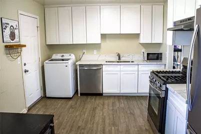 45332 12th St W, Lancaster, CA 93534 - Photo 6