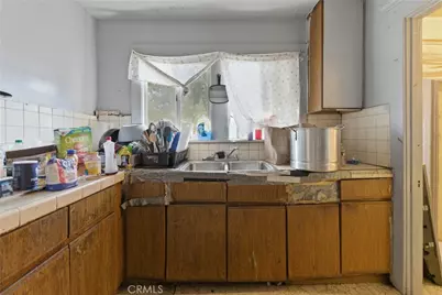 1650 W 38th Place, Los Angeles, CA 90062 - Photo 4