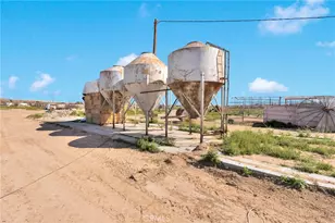 28571 Wild, Helendale, CA 92342 - Photo 8