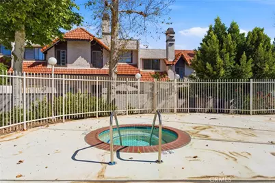12330 Osborne, Pacoima, CA 91331 - Photo 10