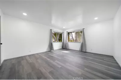 8347 Burnet Ave #1, North Hills, CA 91343 - Photo 14