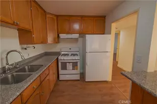 1140 Pacific Ave, Long Beach, CA 90813 - Photo 8