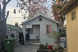 227 W 47th St, Los Angeles, CA 90037 - Photo 6
